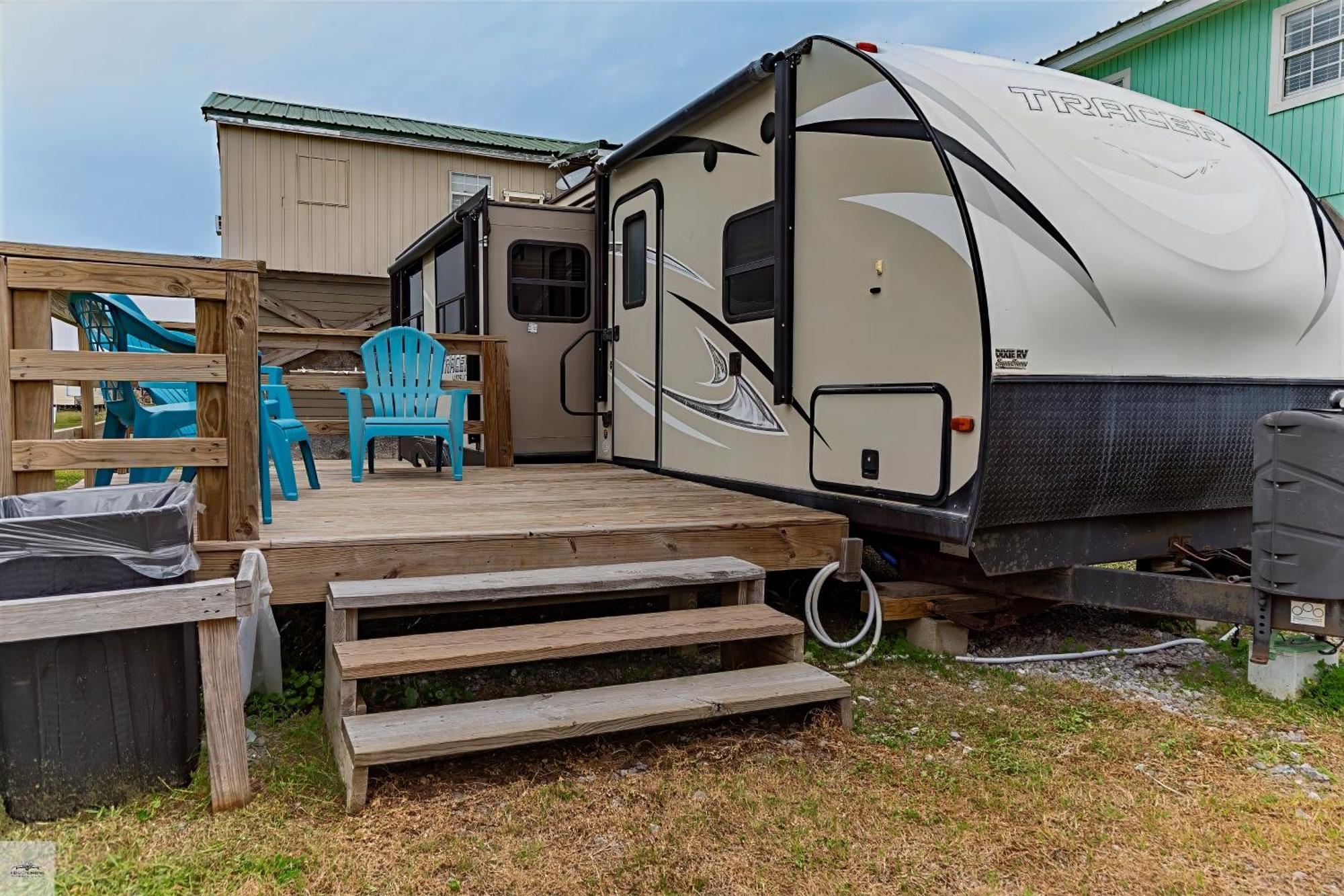 Blue Dolphin Inn And Cottages Grand Isle Esterno foto