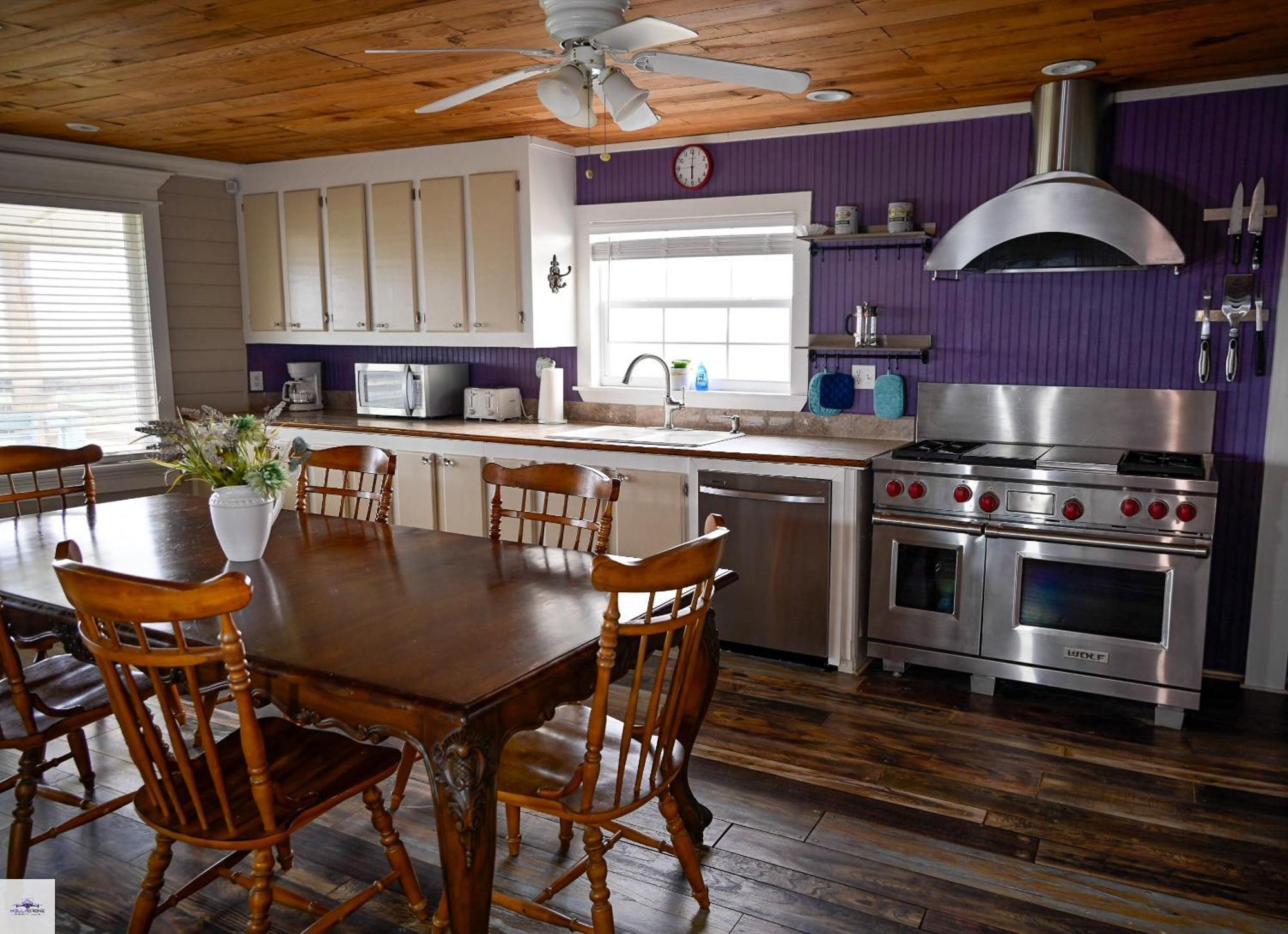 Blue Dolphin Inn And Cottages Grand Isle Esterno foto